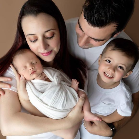 Meet your Posher, Caitlin - Picture 1 of 1